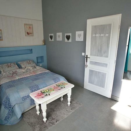 ル・カステレ La Bastide Des Sources Bed & Breakfast エクステリア 写真